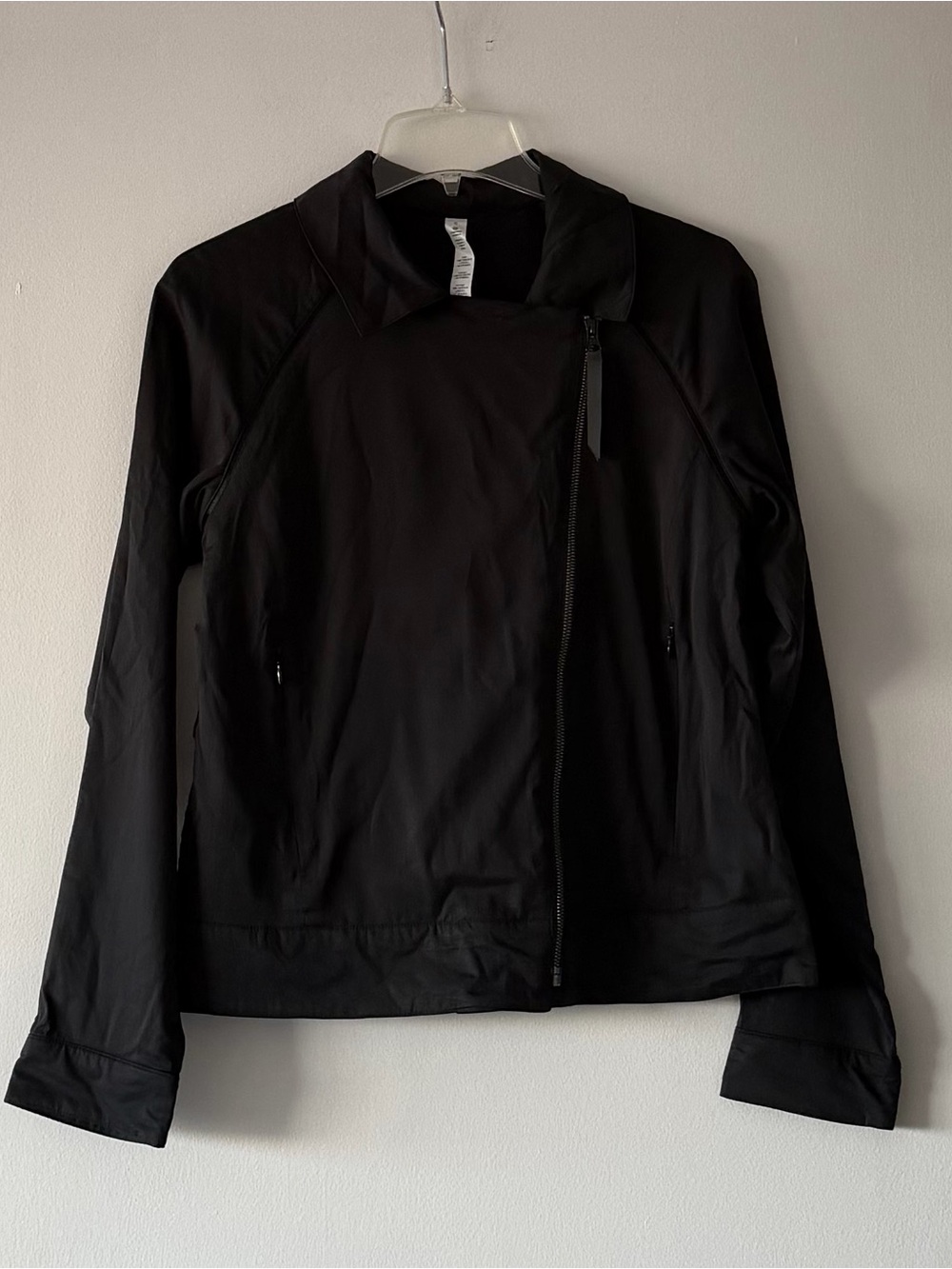 Lululemon Athletica Soft Summer Jacket Black Asymmetrical Moto Full Zip Size 6
